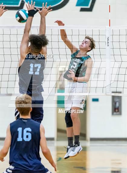 Thumbnail 1 in Indian River @ Hickory photogallery.