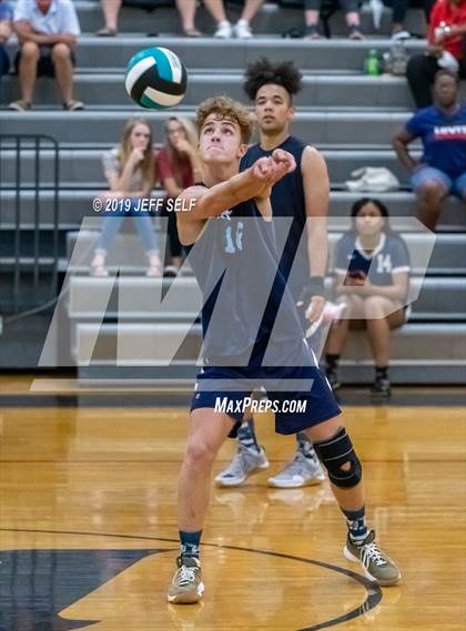 Thumbnail 2 in Indian River @ Hickory photogallery.