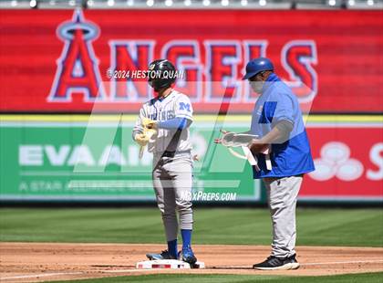 Thumbnail 2 in Moreno Valley vs. Woodrow Wilson (Halo Classic) photogallery.