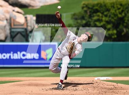 Thumbnail 1 in Moreno Valley vs. Woodrow Wilson (Halo Classic) photogallery.