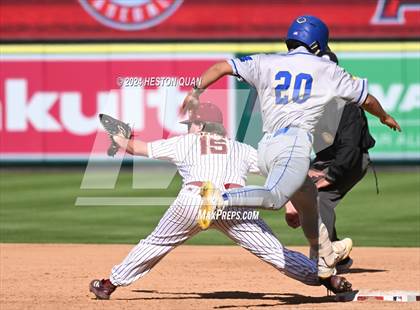 Thumbnail 1 in Moreno Valley vs. Woodrow Wilson (Halo Classic) photogallery.