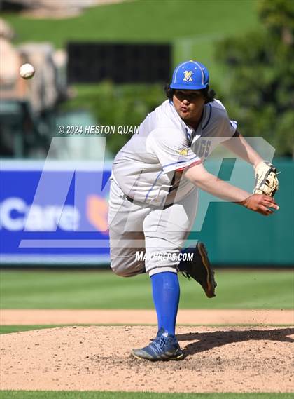 Thumbnail 2 in Moreno Valley vs. Woodrow Wilson (Halo Classic) photogallery.