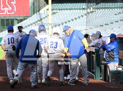Thumbnail 3 in Moreno Valley vs. Woodrow Wilson (Halo Classic) photogallery.