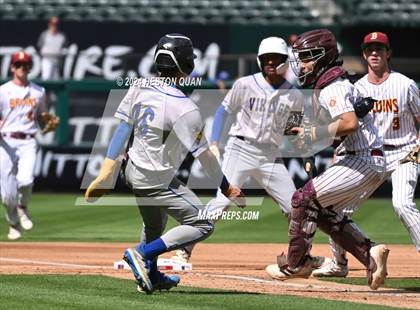 Thumbnail 2 in Moreno Valley vs. Woodrow Wilson (Halo Classic) photogallery.