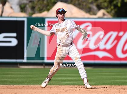 Thumbnail 3 in Moreno Valley vs. Woodrow Wilson (Halo Classic) photogallery.