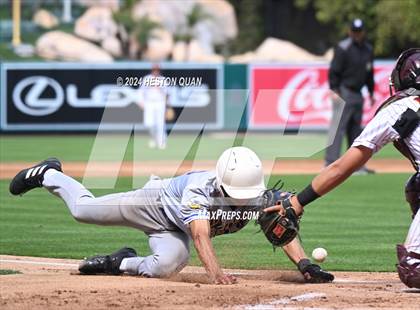 Thumbnail 3 in Moreno Valley vs. Woodrow Wilson (Halo Classic) photogallery.