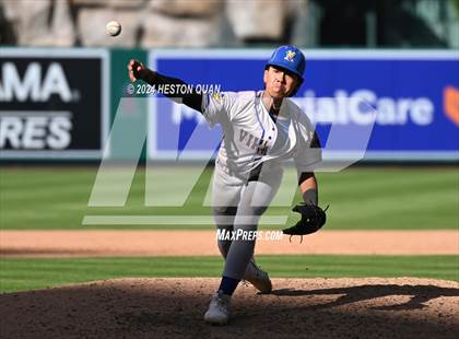 Thumbnail 2 in Moreno Valley vs. Woodrow Wilson (Halo Classic) photogallery.