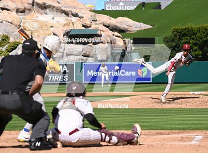 Thumbnail 3 in Moreno Valley vs. Woodrow Wilson (Halo Classic) photogallery.