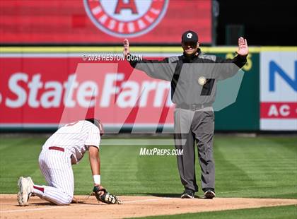 Thumbnail 2 in Moreno Valley vs. Woodrow Wilson (Halo Classic) photogallery.