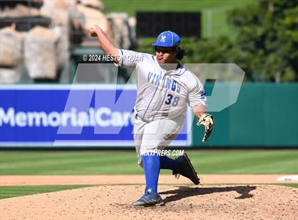 Thumbnail 2 in Moreno Valley vs. Woodrow Wilson (Halo Classic) photogallery.