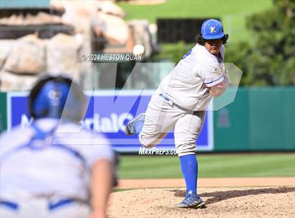 Thumbnail 1 in Moreno Valley vs. Woodrow Wilson (Halo Classic) photogallery.