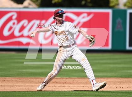 Thumbnail 3 in Moreno Valley vs. Woodrow Wilson (Halo Classic) photogallery.