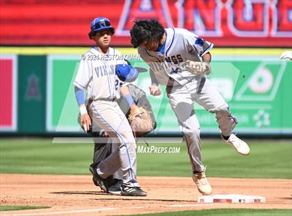 Thumbnail 2 in Moreno Valley vs. Woodrow Wilson (Halo Classic) photogallery.