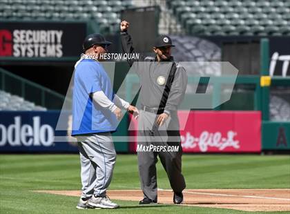 Thumbnail 1 in Moreno Valley vs. Woodrow Wilson (Halo Classic) photogallery.