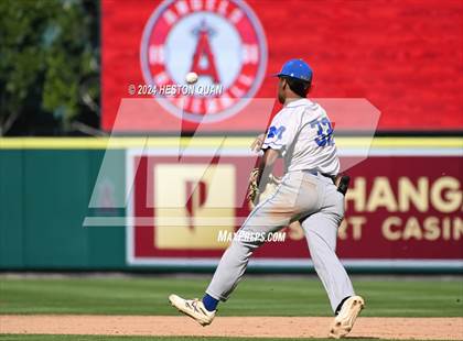 Thumbnail 3 in Moreno Valley vs. Woodrow Wilson (Halo Classic) photogallery.