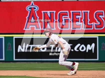 Thumbnail 2 in Moreno Valley vs. Woodrow Wilson (Halo Classic) photogallery.