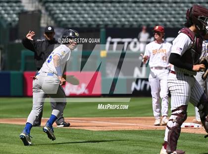 Thumbnail 2 in Moreno Valley vs. Woodrow Wilson (Halo Classic) photogallery.