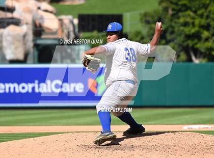 Thumbnail 1 in Moreno Valley vs. Woodrow Wilson (Halo Classic) photogallery.
