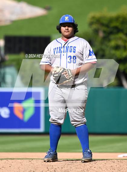 Thumbnail 1 in Moreno Valley vs. Woodrow Wilson (Halo Classic) photogallery.