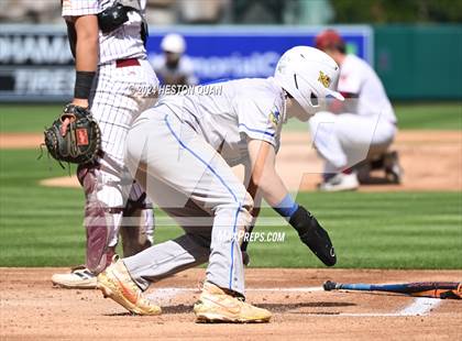 Thumbnail 2 in Moreno Valley vs. Woodrow Wilson (Halo Classic) photogallery.