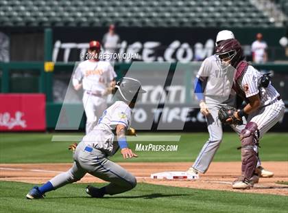Thumbnail 3 in Moreno Valley vs. Woodrow Wilson (Halo Classic) photogallery.