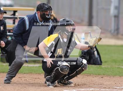 Thumbnail 3 in East Catholic @ East Windsor/SMSA photogallery.