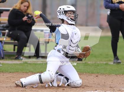 Thumbnail 3 in East Catholic @ East Windsor/SMSA photogallery.