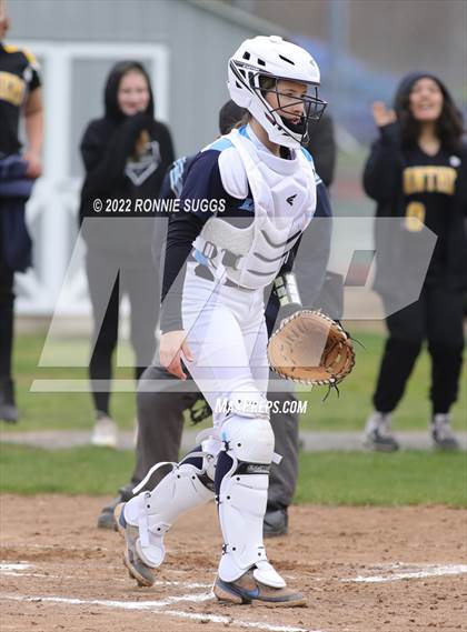 Thumbnail 1 in East Catholic @ East Windsor/SMSA photogallery.