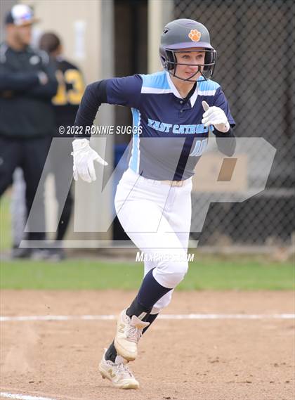 Thumbnail 2 in East Catholic @ East Windsor/SMSA photogallery.