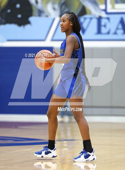 Thumbnail 2 in Decatur vs Brewer (Raising Cane's Chicken Lady Roo Christmas Classic) photogallery.