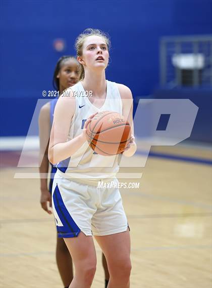 Thumbnail 2 in Decatur vs Brewer (Raising Cane's Chicken Lady Roo Christmas Classic) photogallery.