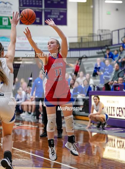 Thumbnail 2 in Indian Creek vs. Indianapolis Bishop Chatard (IHSAA 3A Regional Championship) photogallery.
