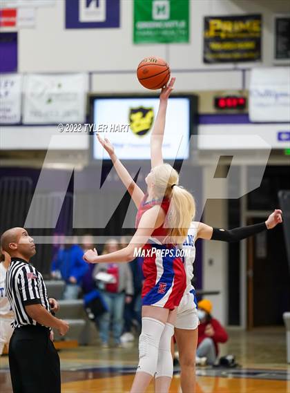 Thumbnail 2 in Indian Creek vs. Indianapolis Bishop Chatard (IHSAA 3A Regional Championship) photogallery.