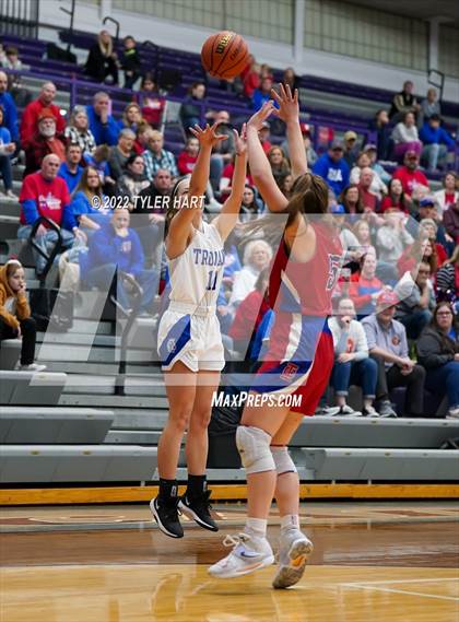 Thumbnail 1 in Indian Creek vs. Indianapolis Bishop Chatard (IHSAA 3A Regional Championship) photogallery.