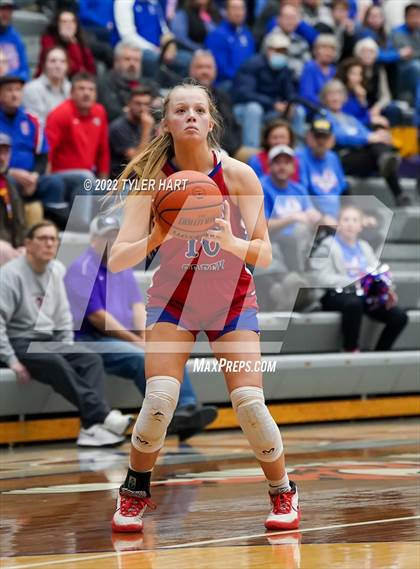 Thumbnail 3 in Indian Creek vs. Indianapolis Bishop Chatard (IHSAA 3A Regional Championship) photogallery.