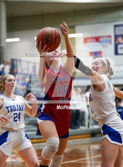 Thumbnail 1 in Indian Creek vs. Indianapolis Bishop Chatard (IHSAA 3A Regional Championship) photogallery.