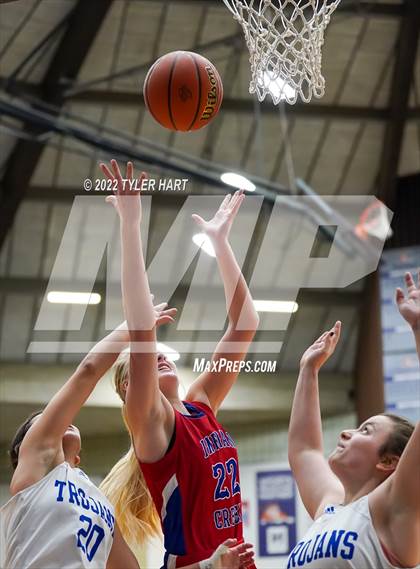 Thumbnail 1 in Indian Creek vs. Indianapolis Bishop Chatard (IHSAA 3A Regional Championship) photogallery.
