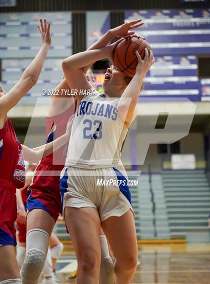 Thumbnail 3 in Indian Creek vs. Indianapolis Bishop Chatard (IHSAA 3A Regional Championship) photogallery.