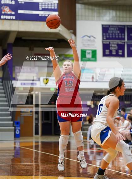 Thumbnail 2 in Indian Creek vs. Indianapolis Bishop Chatard (IHSAA 3A Regional Championship) photogallery.