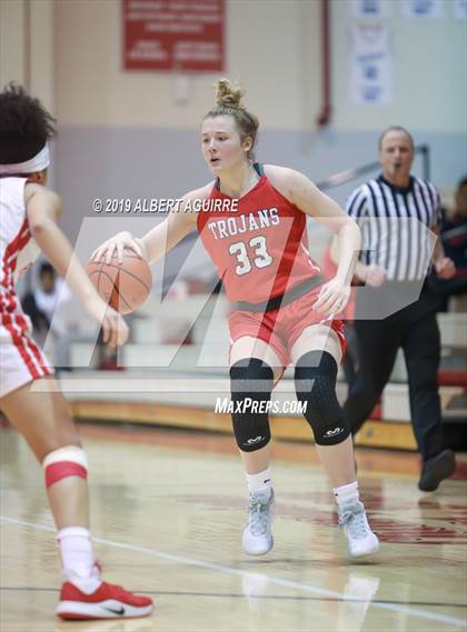 Thumbnail 2 in Center Grove @ Pike photogallery.