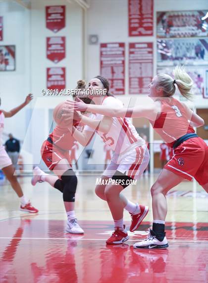 Thumbnail 1 in Center Grove @ Pike photogallery.