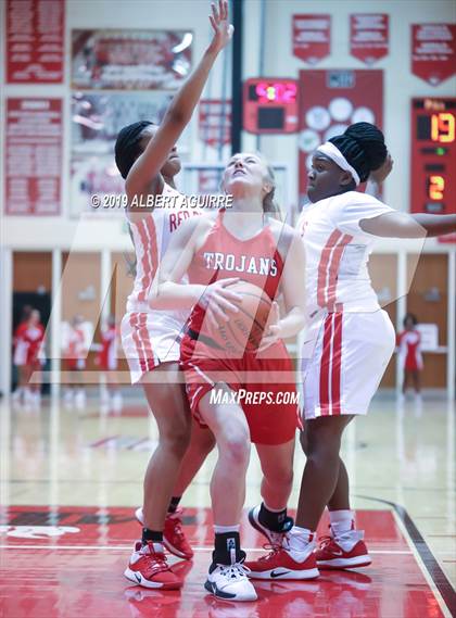 Thumbnail 3 in Center Grove @ Pike photogallery.