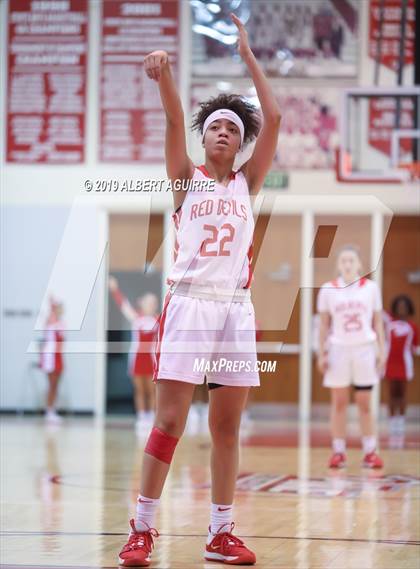 Thumbnail 2 in Center Grove @ Pike photogallery.