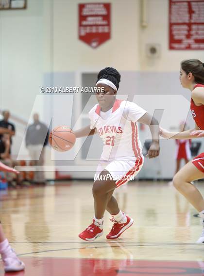Thumbnail 2 in Center Grove @ Pike photogallery.