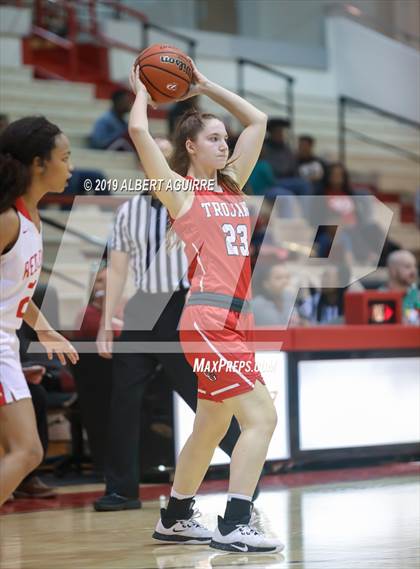Thumbnail 3 in Center Grove @ Pike photogallery.