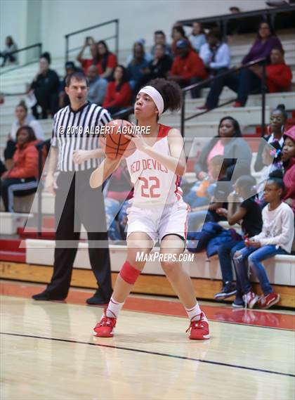Thumbnail 1 in Center Grove @ Pike photogallery.