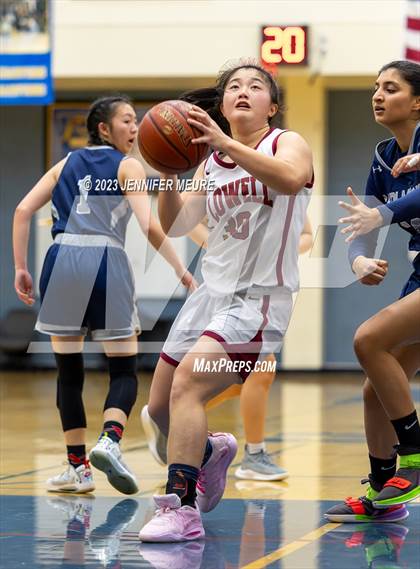 Thumbnail 2 in Lowell vs. Carlmont photogallery.