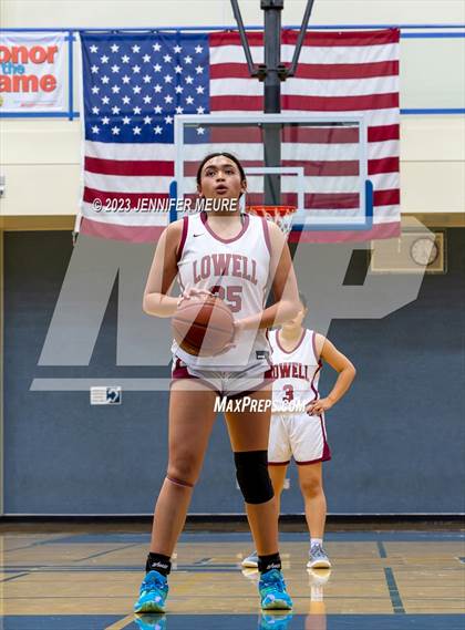 Thumbnail 2 in Lowell vs. Carlmont photogallery.