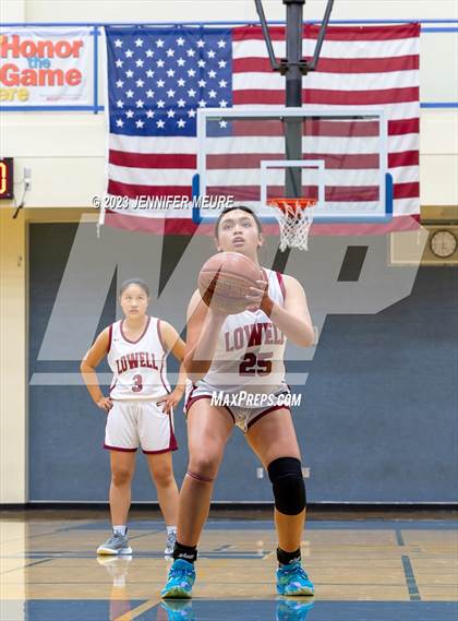 Thumbnail 3 in Lowell vs. Carlmont photogallery.