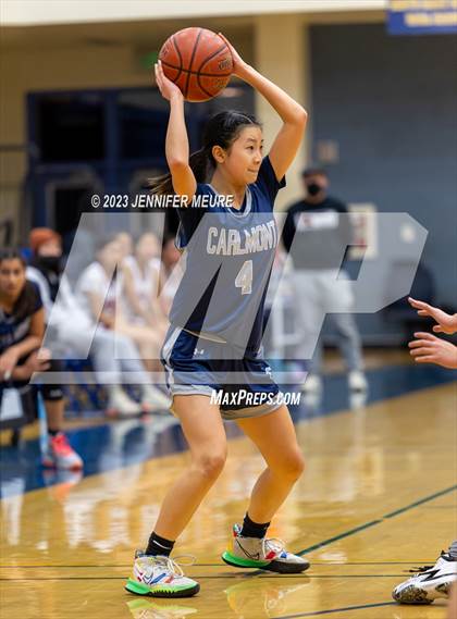Thumbnail 1 in Lowell vs. Carlmont photogallery.